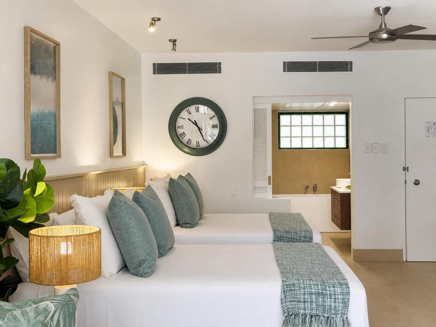 Deluxe Queen Room with Two Queen Beds